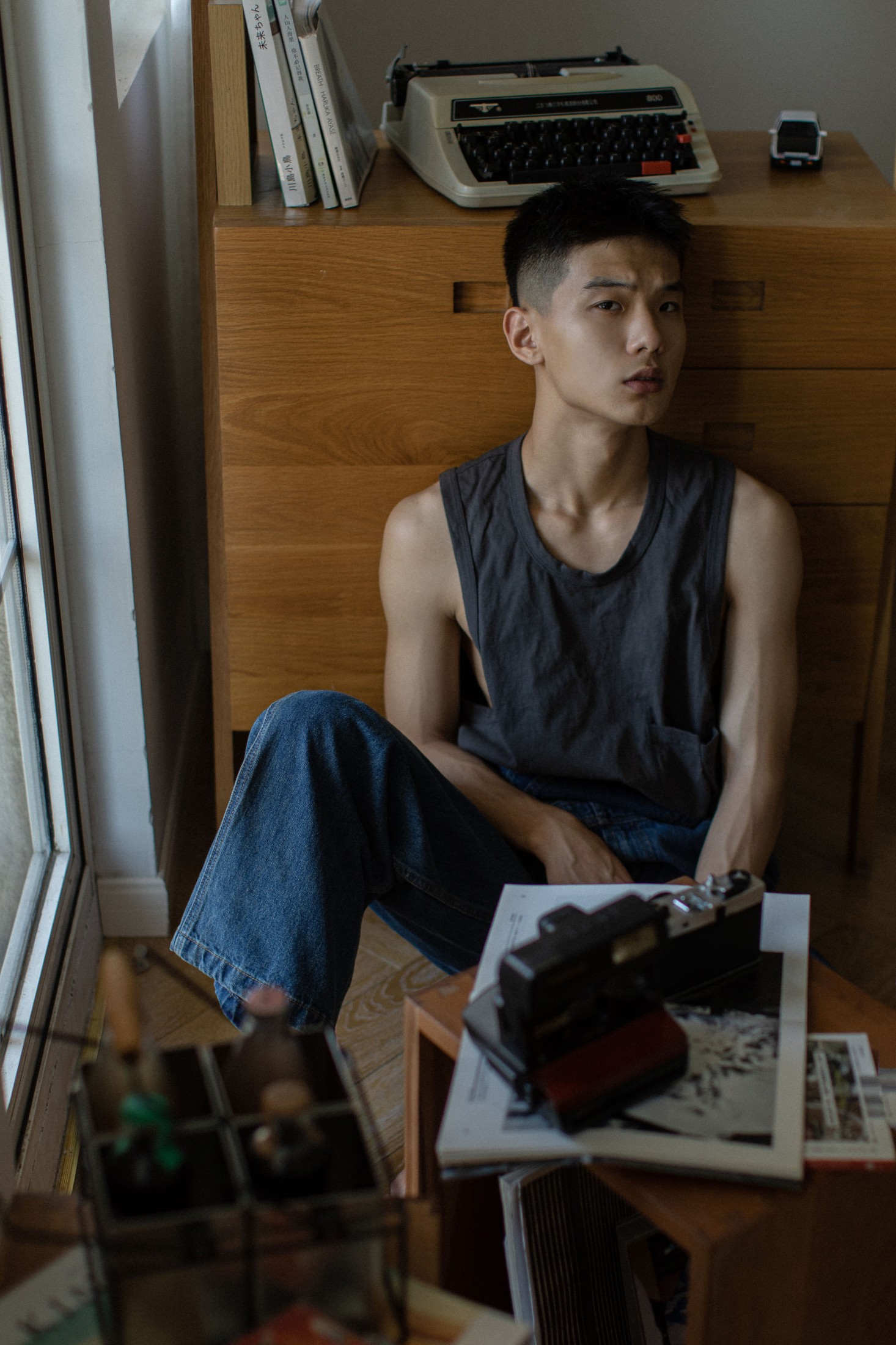 周安 – 《背带裤男孩》[35P]-图云谷